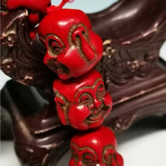 Good Chinese Old Collection Exquisite Red Coral Carved Buddha head Bracelet SD4